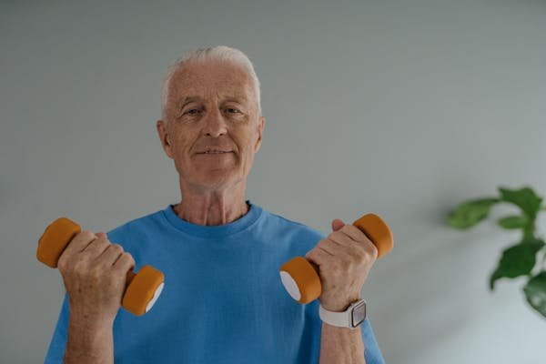 Comment bien choisir sa complémentaire santé seniors ?